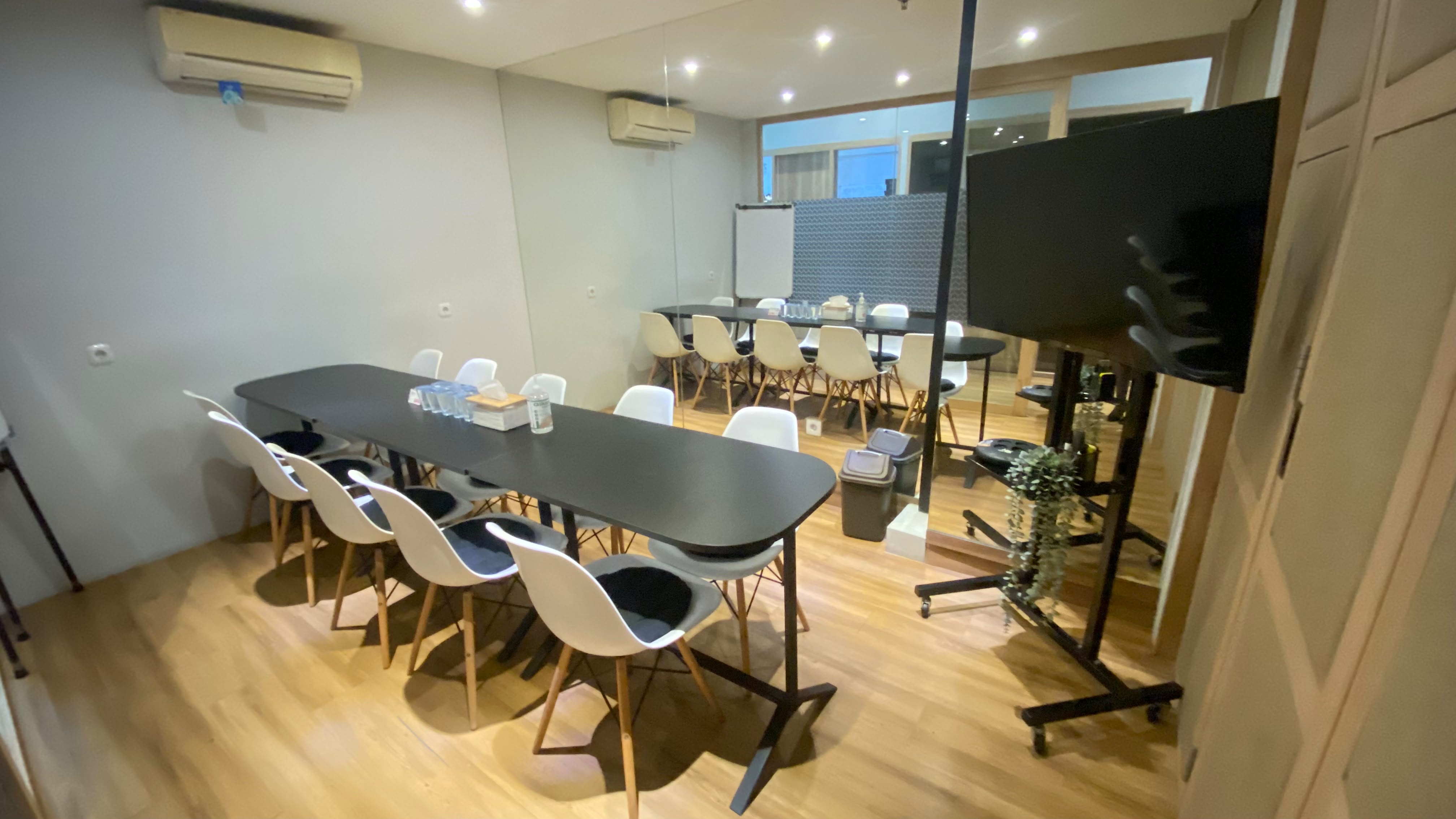 The Belleza Permata Hijau - Meeting Room 1